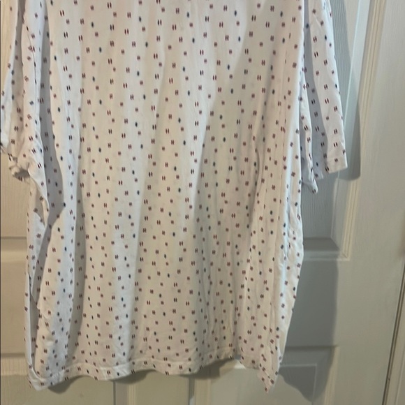 Roundtree & Yorke White Polo with Red Pattern - Picture 7 of 9